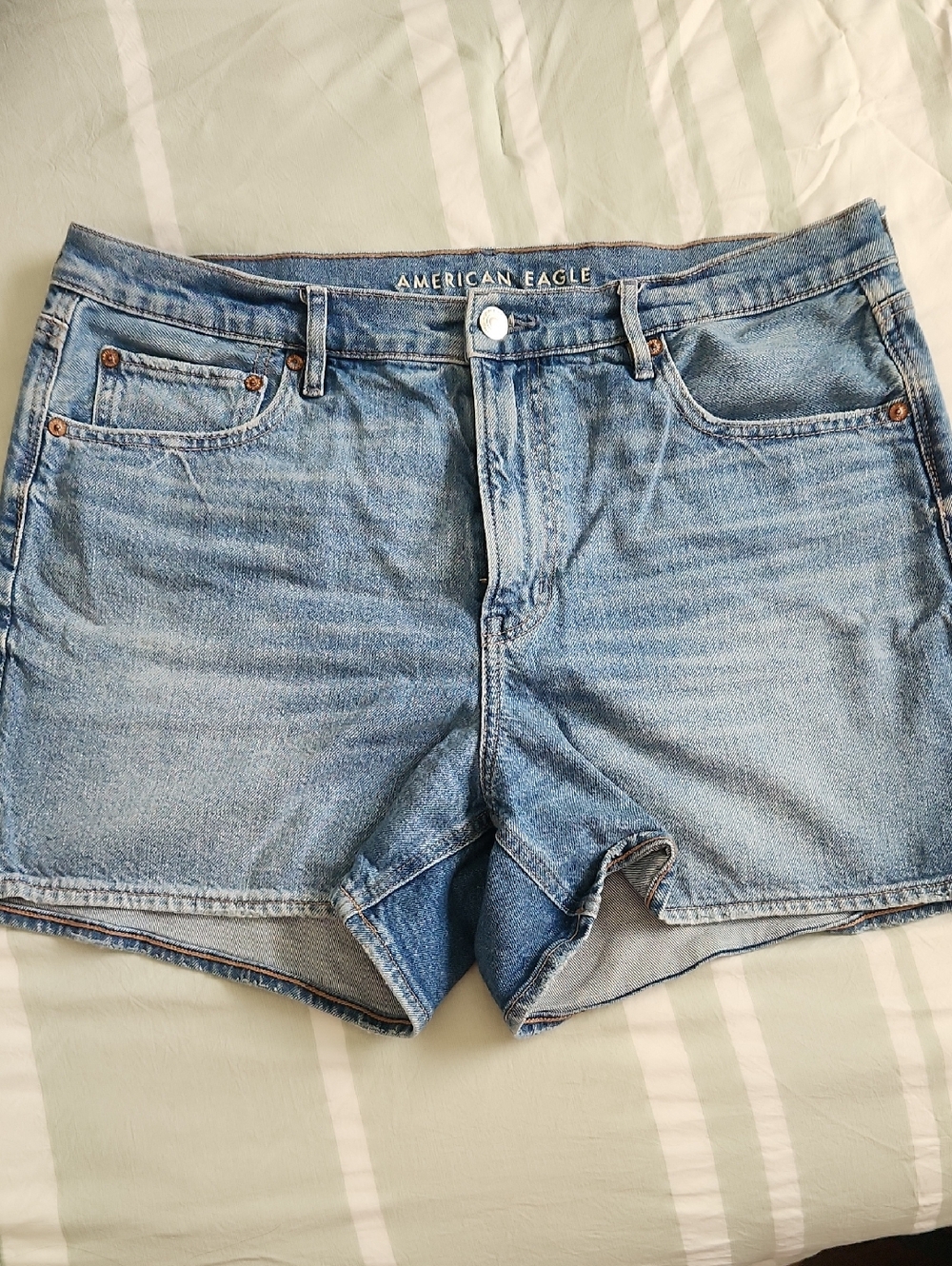 Womens American Eagle Jean Shorts Size 12